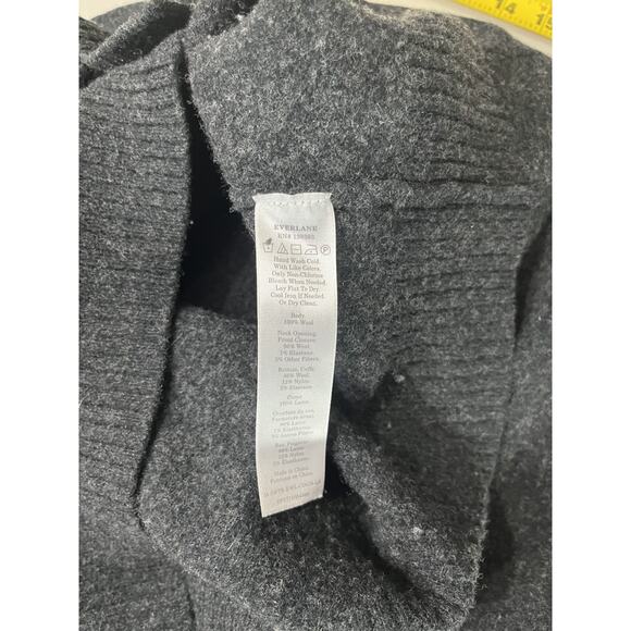 Everlane Wool Academia Button Up Cardigan L Minimal Quiet Luxury Grunge Preppy - Picture 5 of 10